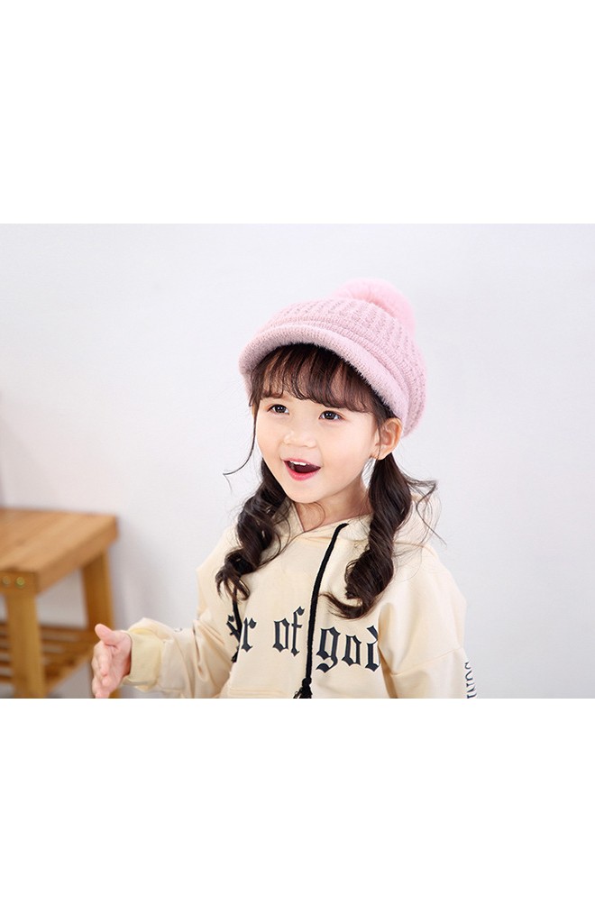 หมวกแก๊ปไหมพรมทรงฟักทองแต่งปอมปอมด้านบน