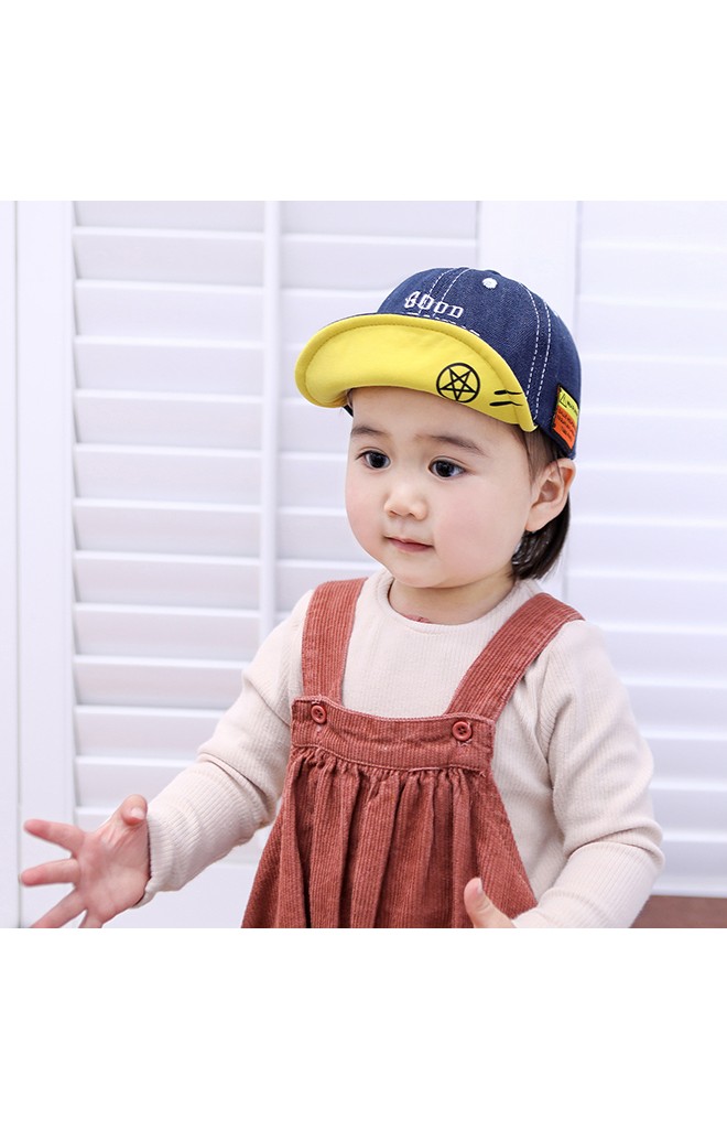หมวกแก๊ปยีนส์ ปัก GOOD MORNING CAMP