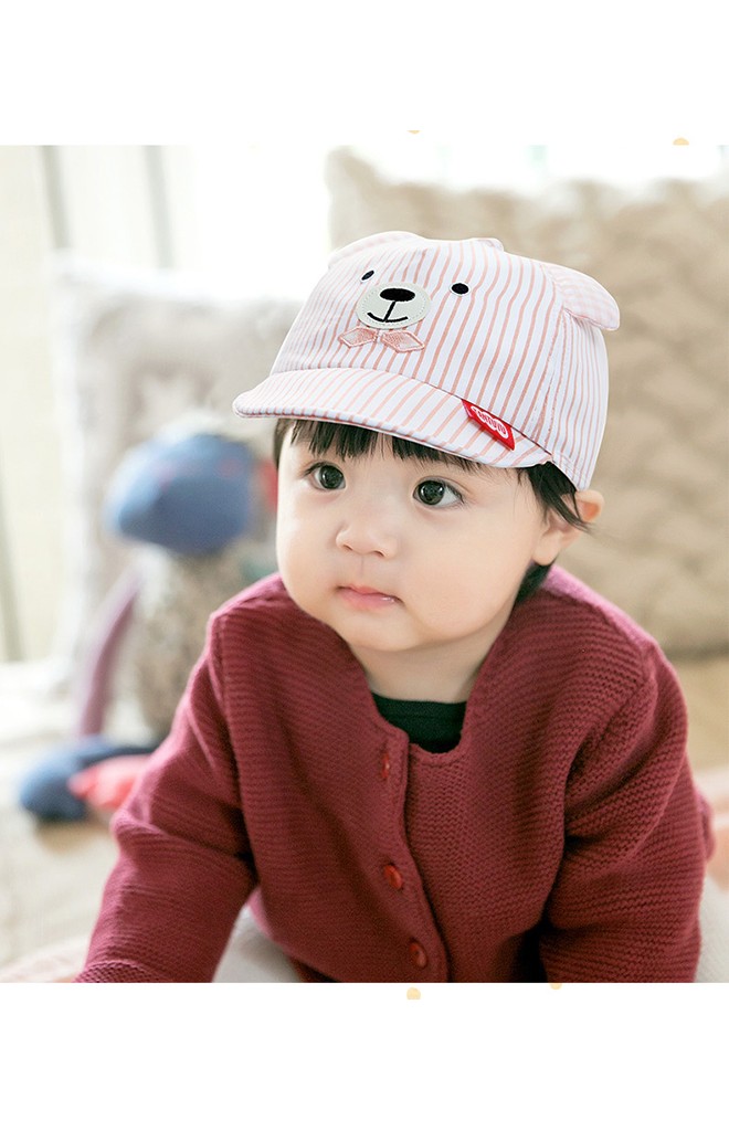 หมวกแก๊ปหมีลายทาง หูและใต้ปีกแต่งผ้าลายตาราง