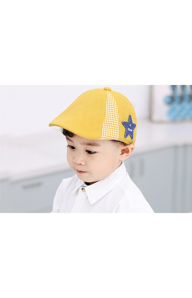หมวก Flat Cap แต่งดาว