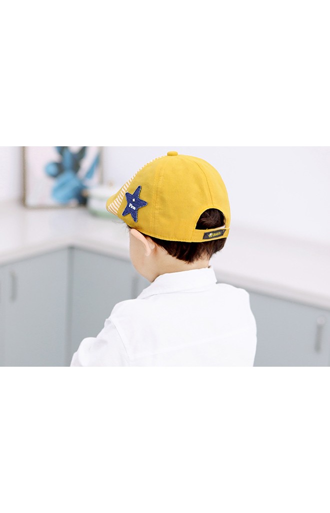 หมวก Flat Cap แต่งดาว