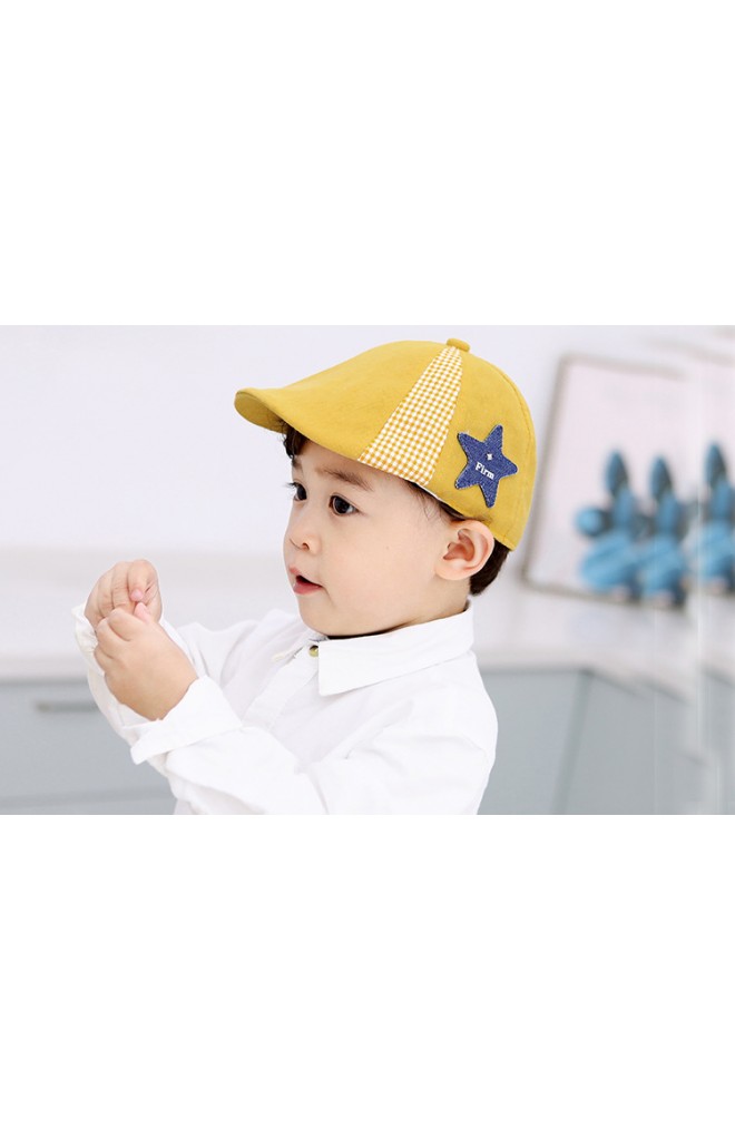 หมวก Flat Cap แต่งดาว