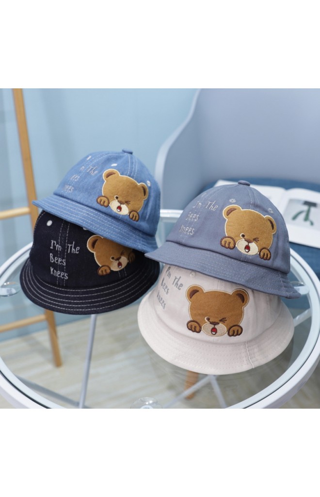 หมวก Bucket หมีน้อยปักอักษร