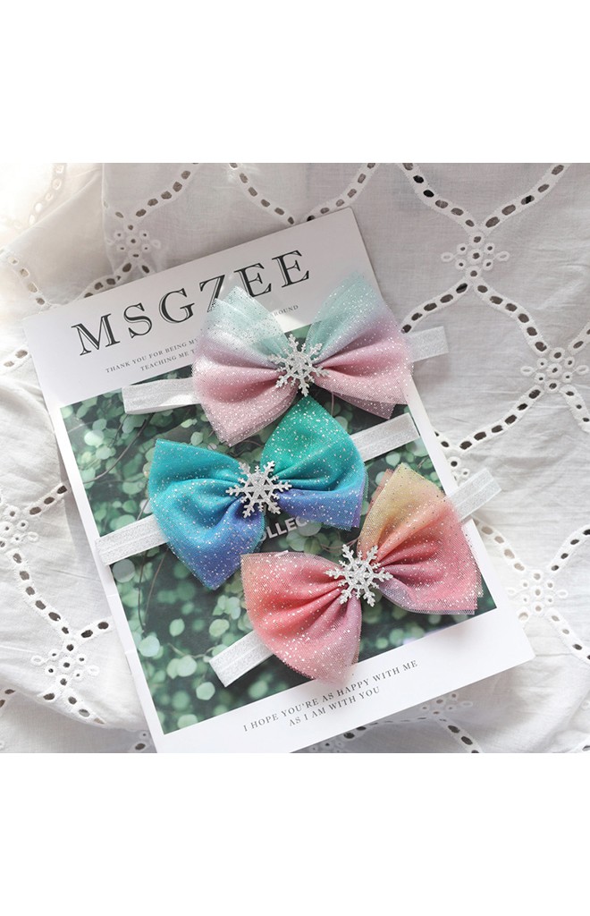 ผ้าคาดผมโบว์ผ้าสีเหลือบเลื่อมกลางแต่งเกล็ดหิมะ Angel Neitiri