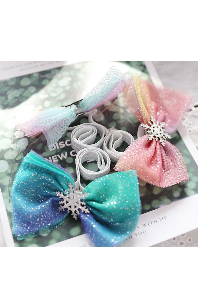 ผ้าคาดผมโบว์ผ้าสีเหลือบเลื่อมกลางแต่งเกล็ดหิมะ Angel Neitiri