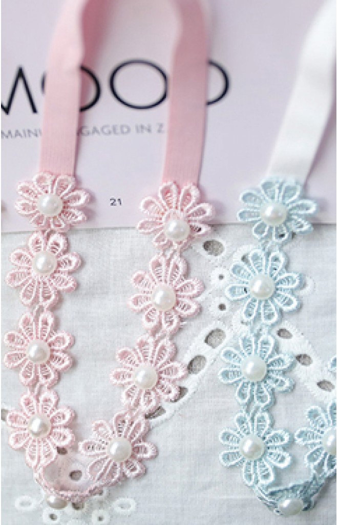สายคาดผมเดซี่เกสรมุก สีสันสดใส Angel Neitiri สายคาดผมเดซี่เกสรมุก สีสันสดใส Angel Neitiri