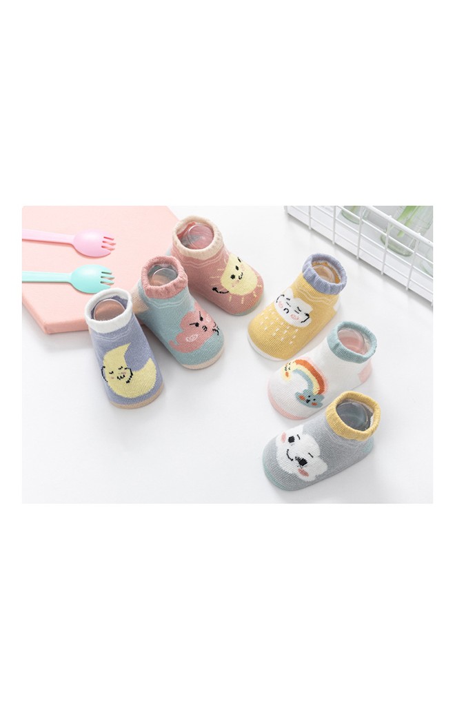 ถุงเท้าเด็กลายน่ารัก แบบข้อสั้น มีกันลื่น robibabi