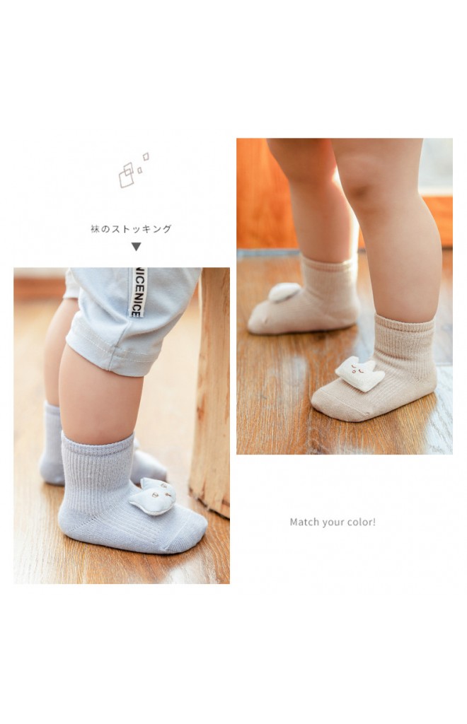 ถุงเท้าเด็กแต่งหัวตุ๊กตาน่ารัก ข้อสั้น มีกันลื่น robibabi