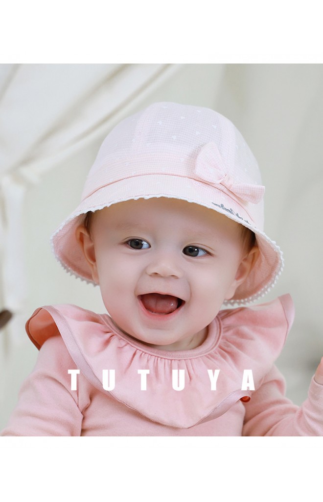 หมวกปีกรอบลายหัวใจแต่งโบว์น่ารัก tutuya