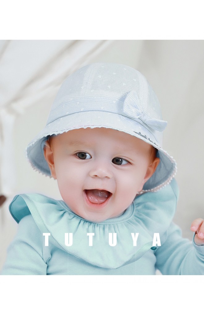 หมวกปีกรอบลายหัวใจแต่งโบว์น่ารัก tutuya