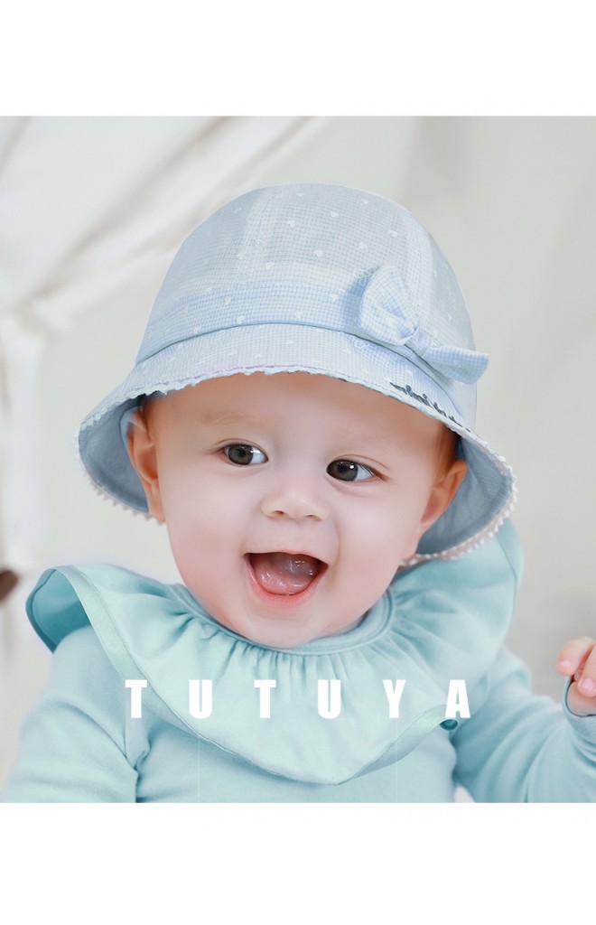 หมวกปีกรอบลายหัวใจแต่งโบว์น่ารัก tutuya