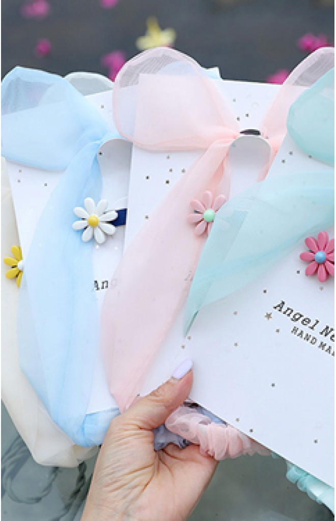 เซ็ตโบว์คาดผมพร้อมกิ๊บดอกไม้ แพ็ค 2 ชิ้น Angel Neitiri เซ็ตโบว์คาดผมพร้อมกิ๊บดอกไม้ แพ็ค 2 ชิ้น Angel Neitiri