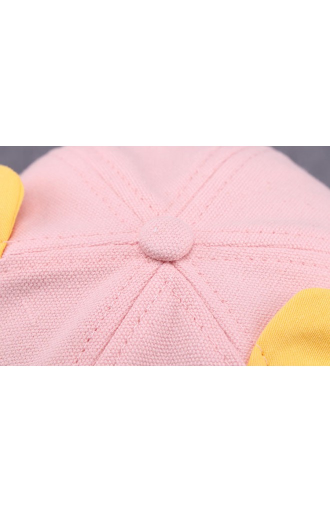 หมวกปีกรอบแต่งหูมิกกี้ ด้านหน้าปักไอศกรีม KUKUJI