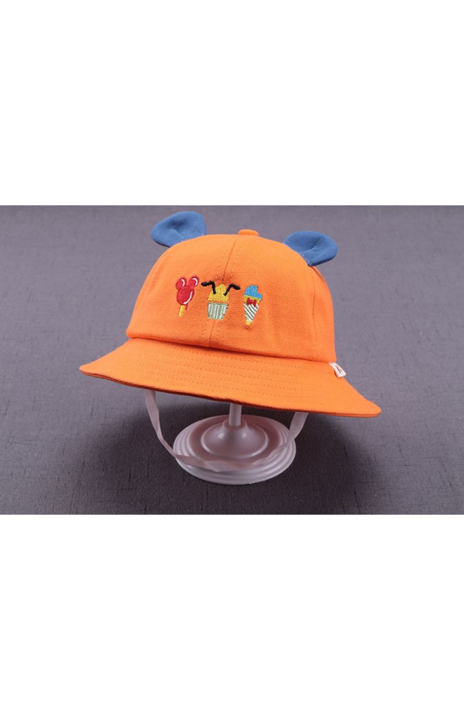 หมวกปีกรอบแต่งหูมิกกี้ ด้านหน้าปักไอศกรีม KUKUJI