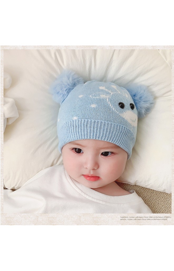 หมวกยีราฟน่ารักด้านบนแต่งปอมปอมขนมิ้ง