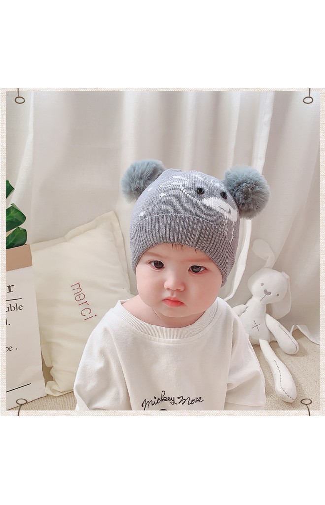 หมวกยีราฟน่ารักด้านบนแต่งปอมปอมขนมิ้ง