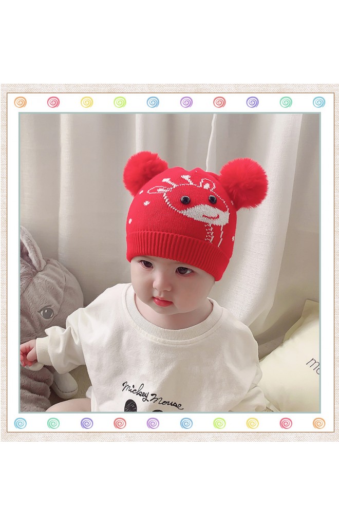 หมวกยีราฟน่ารักด้านบนแต่งปอมปอมขนมิ้ง
