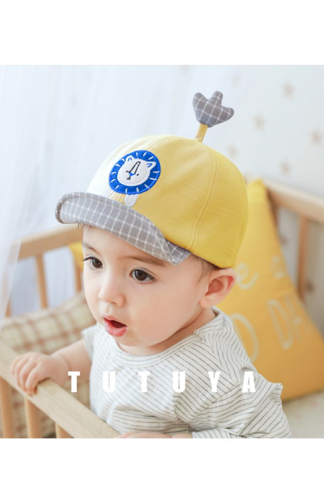 หมวกแก๊ปสิงโตน้อย ด้านบนแต่งหาง tutuya