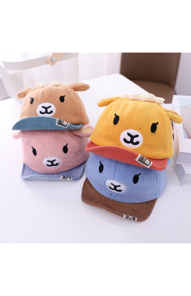 หมวกแก๊ปแกะน้อย ผ้าหนานุ่ม KUKUJI