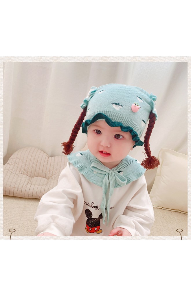 เซ็ตหมวกเปียสตรอว์เบอร์รีมาพร้อมผ้าสวมคอระบายโบว์ผูก