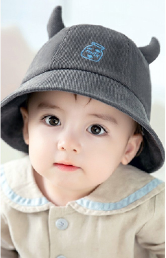 หมวก Bucket วัวน้อยหน้าปักขวดนม GZMM หมวก Bucket วัวน้อยหน้าปักขวดนม GZMM