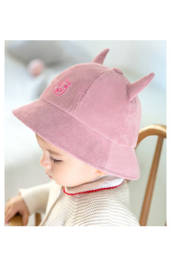 หมวก Bucket วัวน้อยหน้าปักขวดนม GZMM
