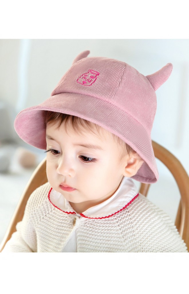 หมวก Bucket วัวน้อยหน้าปักขวดนม GZMM