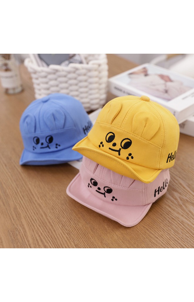 หมวกแก๊ปหน้าการ์ตูน ปัก Hello จาก kukuji