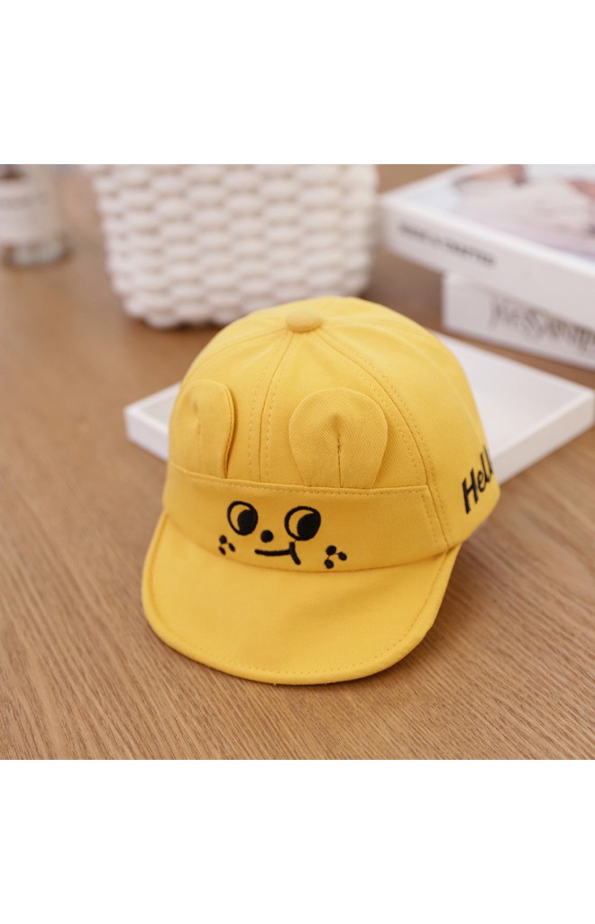 หมวกแก๊ปหน้าการ์ตูน ปัก Hello จาก kukuji