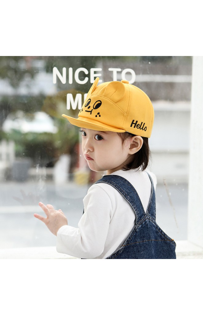 หมวกแก๊ปหน้าการ์ตูน ปัก Hello จาก kukuji