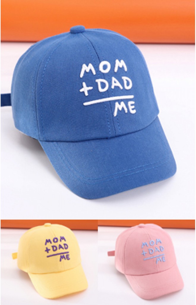 หมวกแก๊ป ปัก MOM + DAD = ME หมวกแก๊ป ปัก MOM + DAD = ME