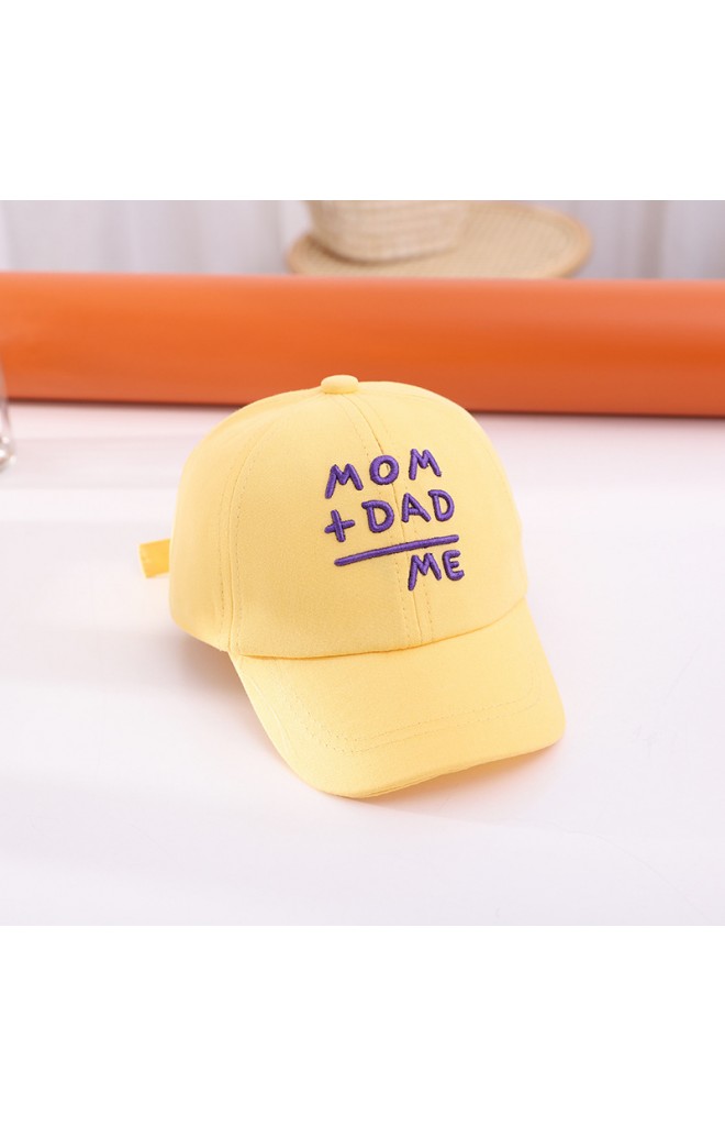 หมวกแก๊ป ปัก MOM + DAD = ME