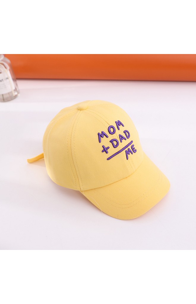 หมวกแก๊ป ปัก MOM + DAD = ME