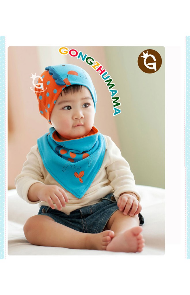 ชุดเซ็ตหมวกเด็กและผ้ากันเปื้อนรูปยีราฟ ดีไซน์น่ารัก