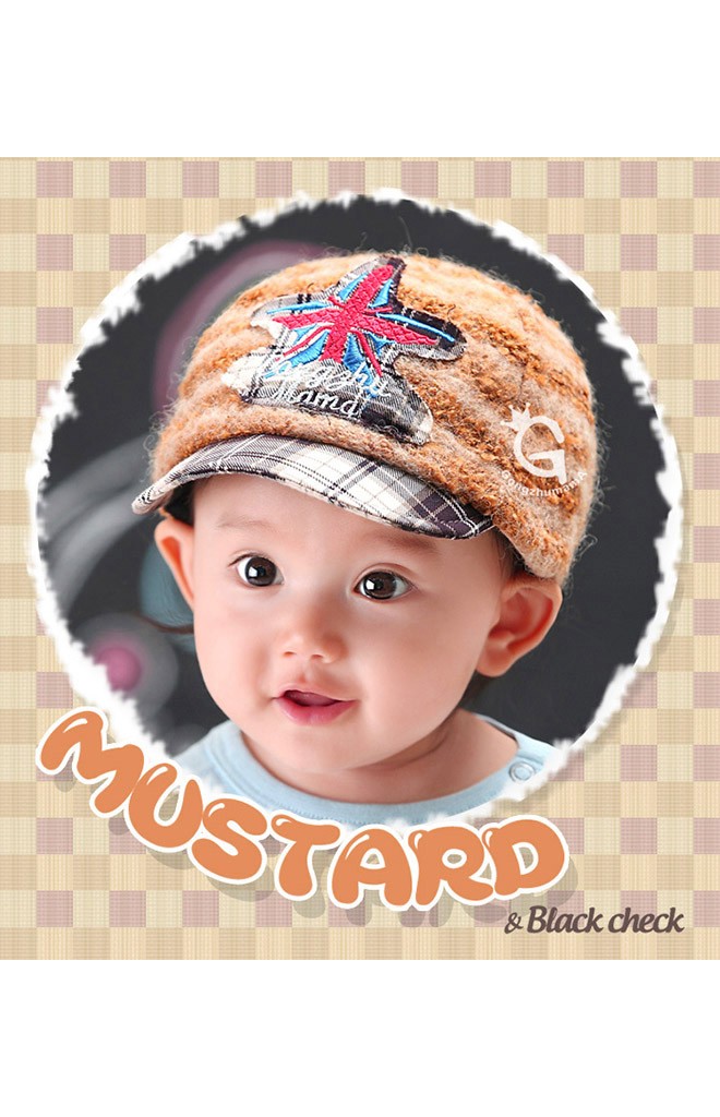 หมวกแก๊ปเด็กน้อยสีกาแฟ ขนฟูเท่ๆ แต่งรูปดาวด้านหน้า