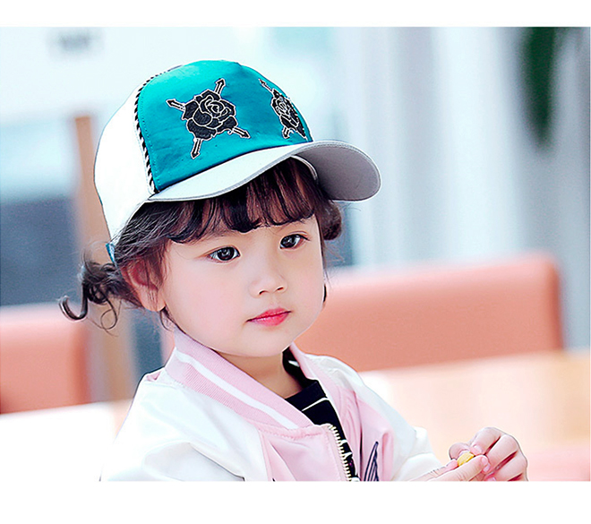 52 - เขียวเข้ม
