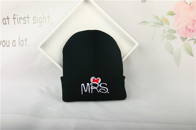 MRS.-ดำ