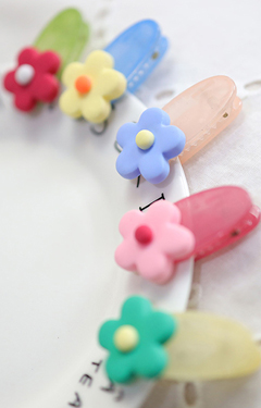 กิ๊บดอกไม้สีสันสดใส เซ็ต 5 ชิ้น 5 สีสดใส Angel Neitiri